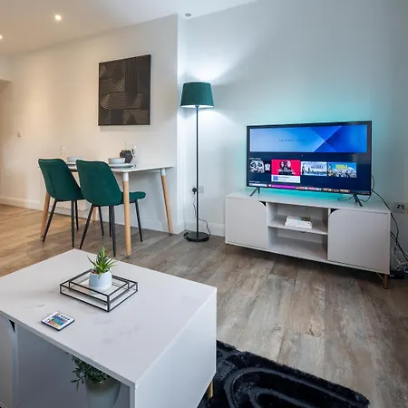 Elegant & Stylish Apartmán *